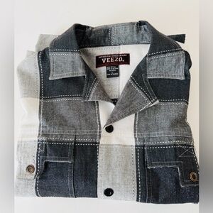 Veezo oversized Men's Casual Button-Down Shirt in Black & White Plaid